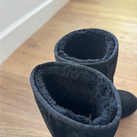 Ugg Classic Tall Boots - Picture 6 of 8